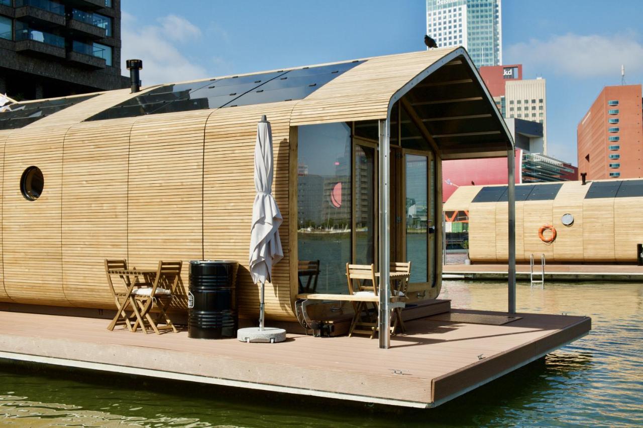 Wikkelboat Nr2 At Floating Rotterdam Rijnhaven Roterdão Exterior foto